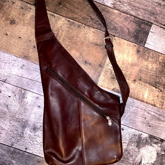 Brown leather cossbody bag - Picture 1 of 2